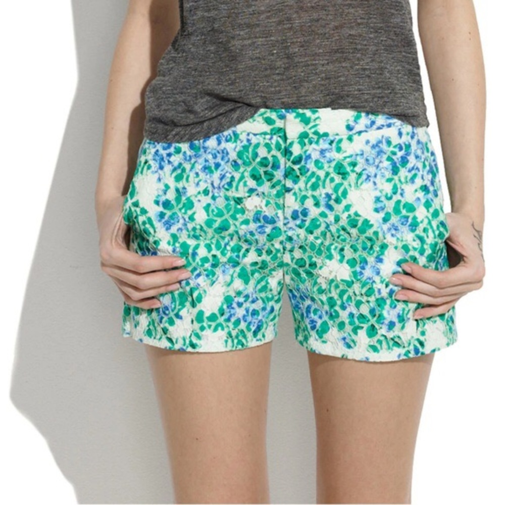 Madewell Floral Shorts Size 6 Blue Blossom
